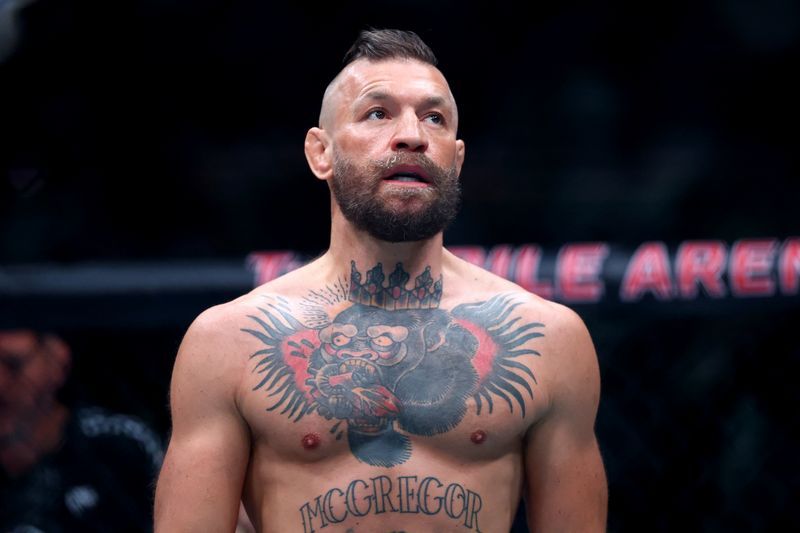 McGregor's UFC comeback ends in seconds as knee injury forces retirement from Vegas fight