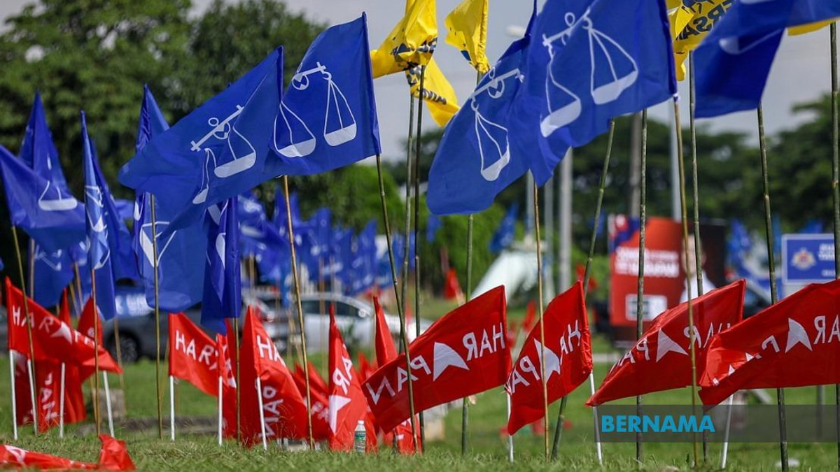 Johor Manifesto Battle: PH's Detailed Platform Poised to Challenge BN's Governance Advantage