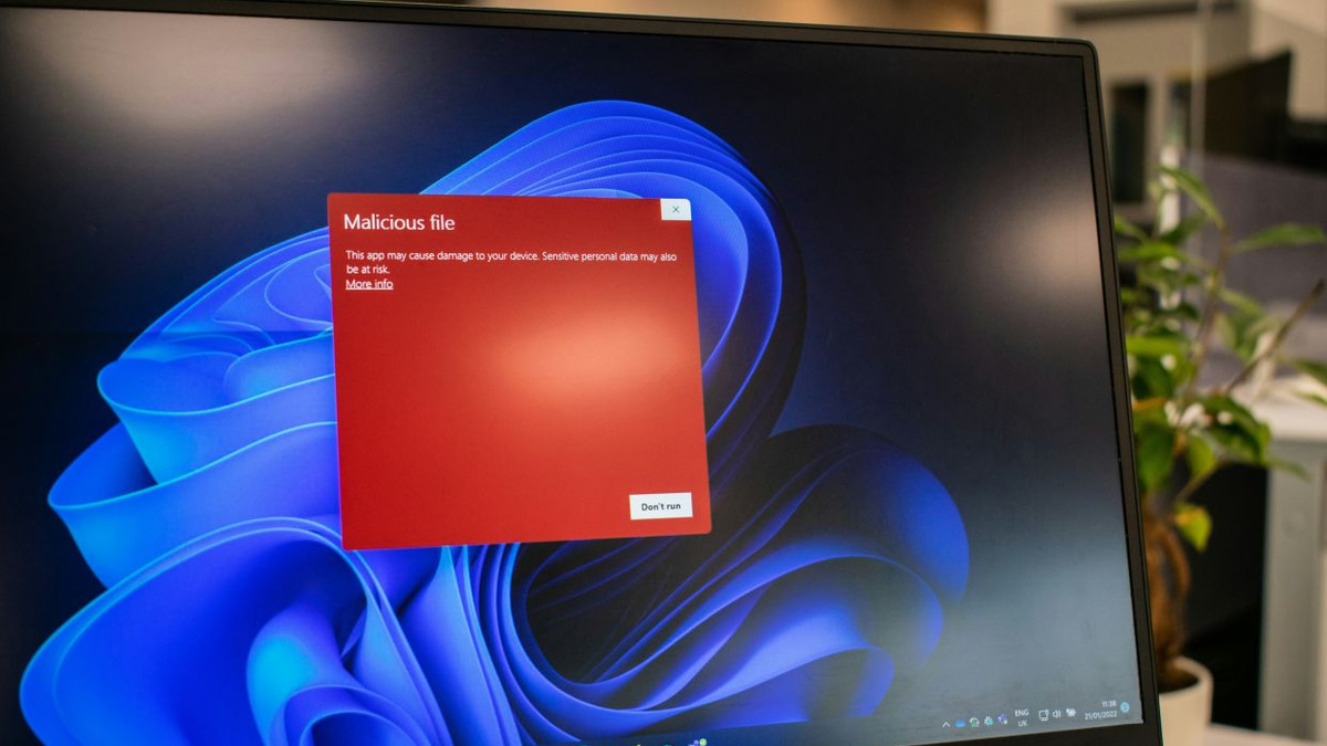 MyCert Issues Urgent Alert Over WhatsApp Malware Targeting Malaysian Windows Users