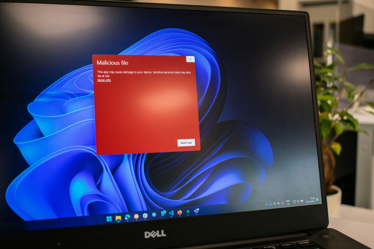 MyCert Issues Urgent Alert Over WhatsApp Malware Targeting Malaysian Windows Users