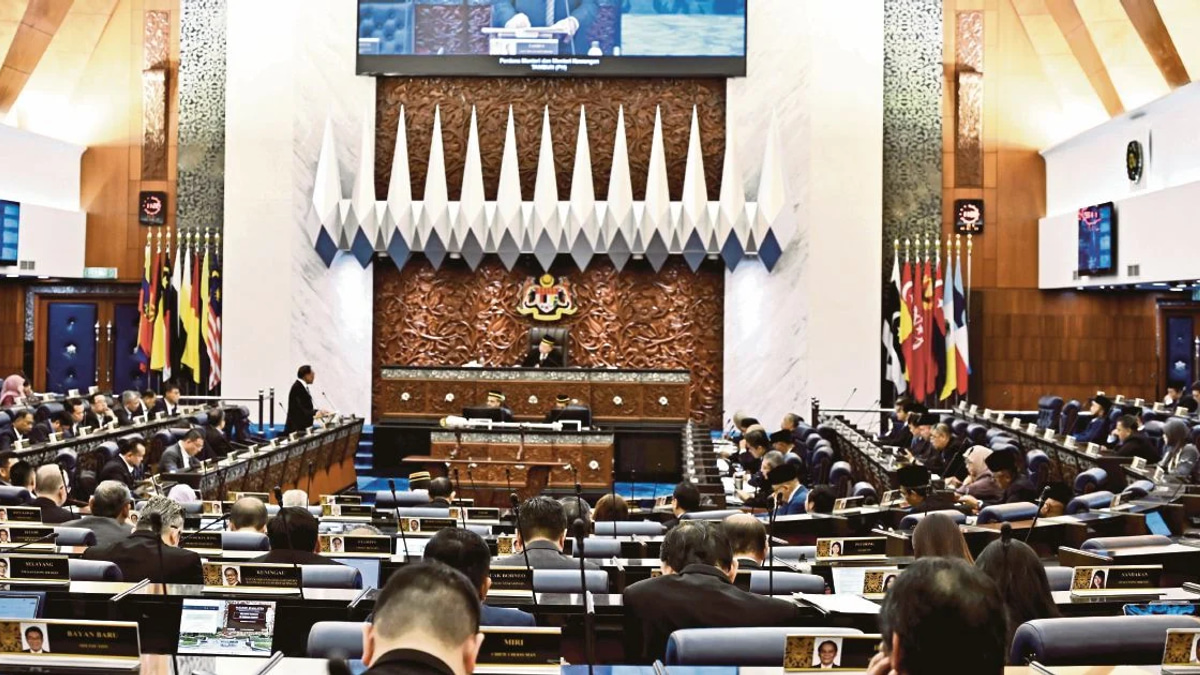 Dewan Rakyat Erupts Over PAS-Bersatu Row as Takiyuddin Sparks Tense Parliamentary Exchange