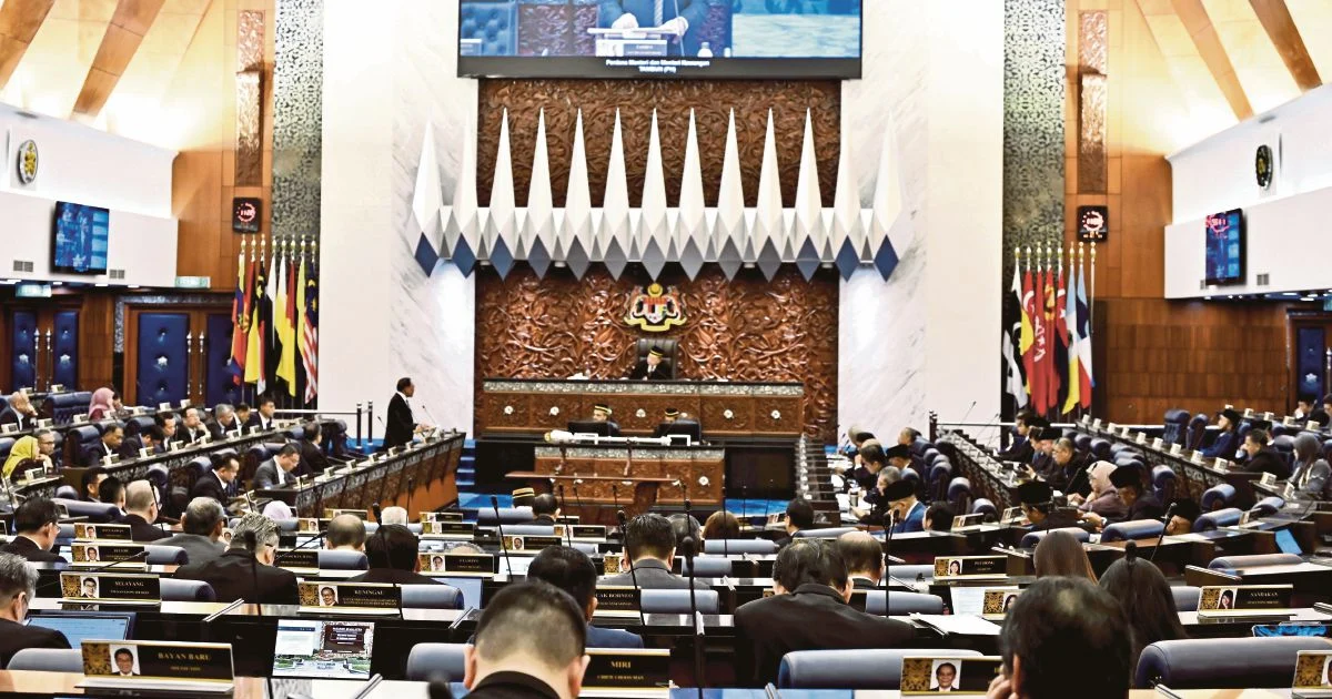 Dewan Rakyat Erupts Over PAS-Bersatu Row as Takiyuddin Sparks Tense Parliamentary Exchange