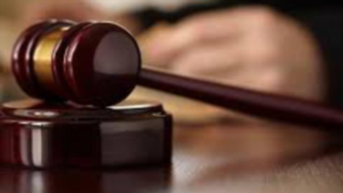 Former minister's aide allegedly demanded cut of RM19 million police project consultancy fees