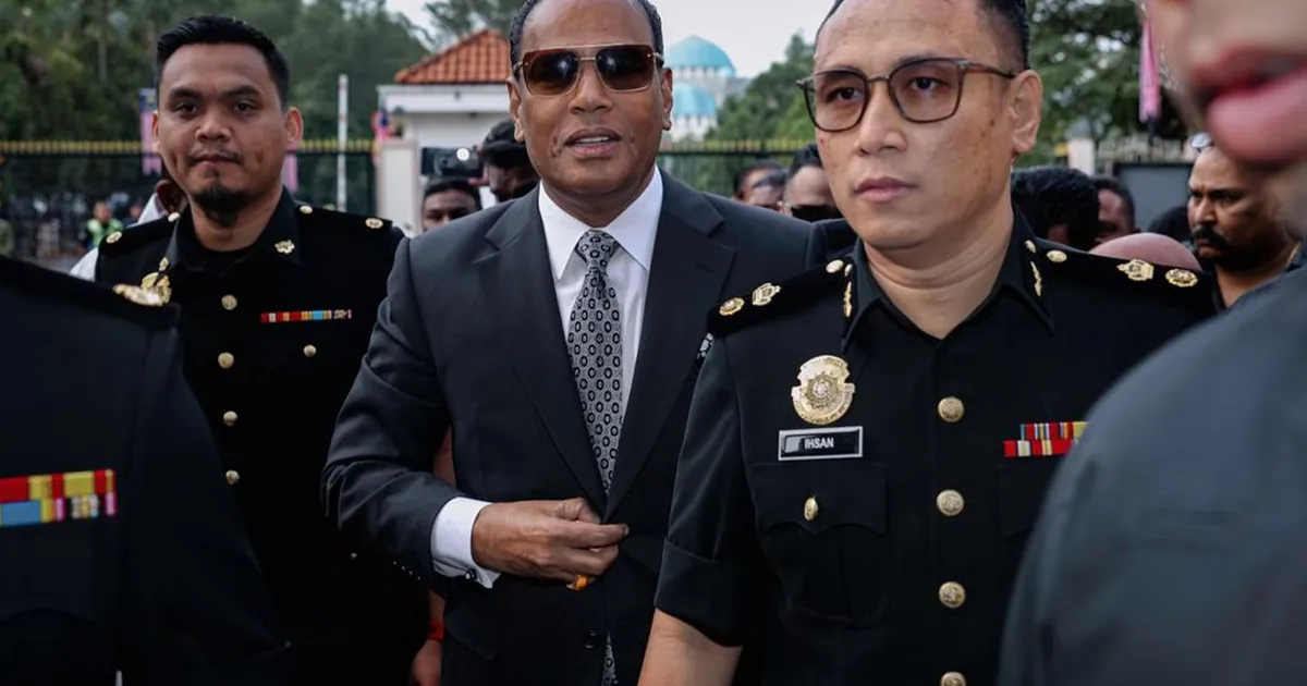 Former HR Minister Saravanan Appears at KL Courts in Composed Fashion