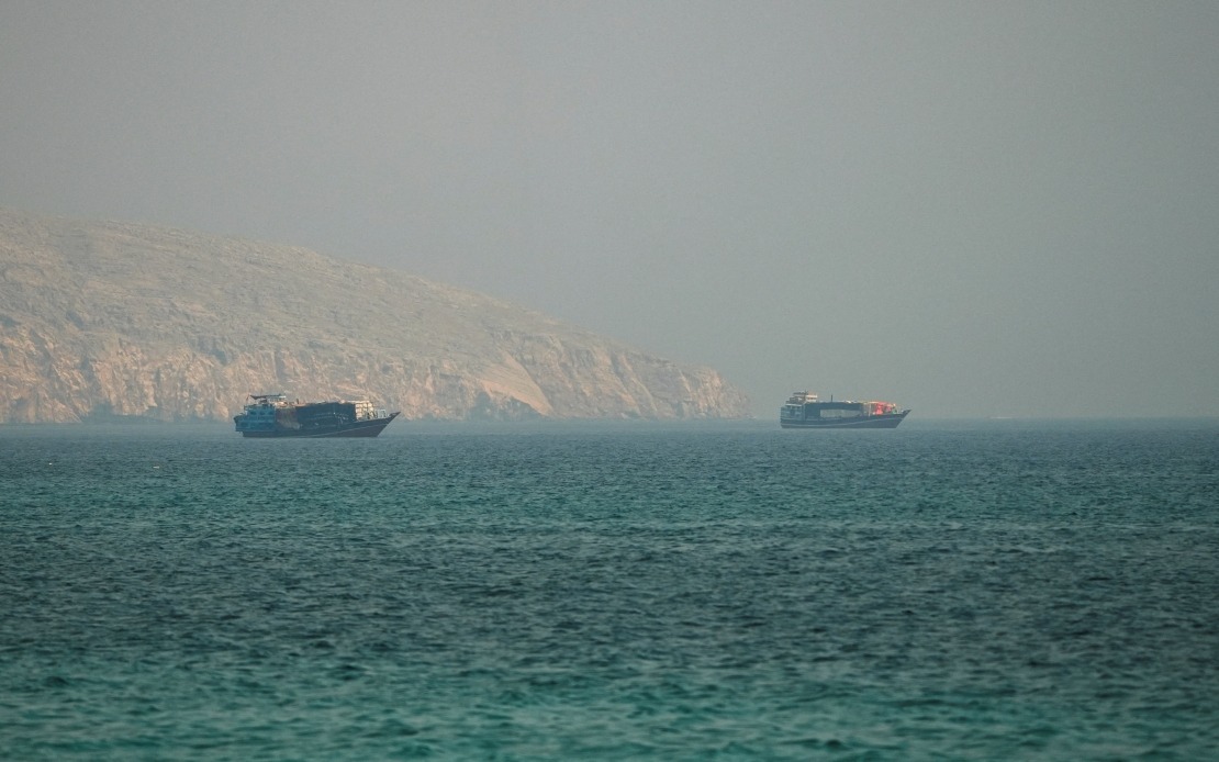Oman Rejects Mandatory Strait of Hormuz Tolls, Proposes Voluntary Service Fees Model