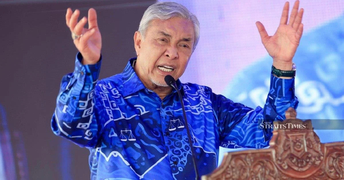 Zahid Urges Johor Voters to Avoid Previous Electoral Mistakes