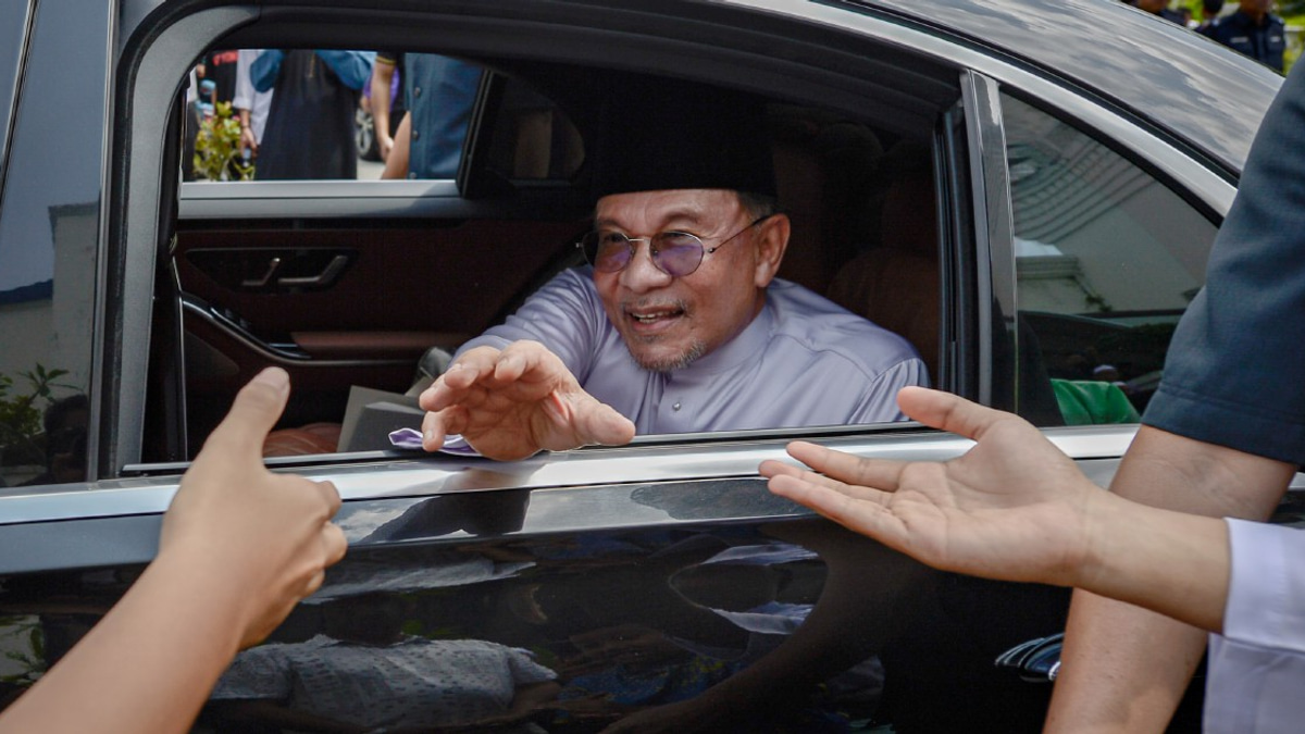 Anwar Takes Campaign Message to Negri Sembilan as Pakatan Harapan Pushes Forward