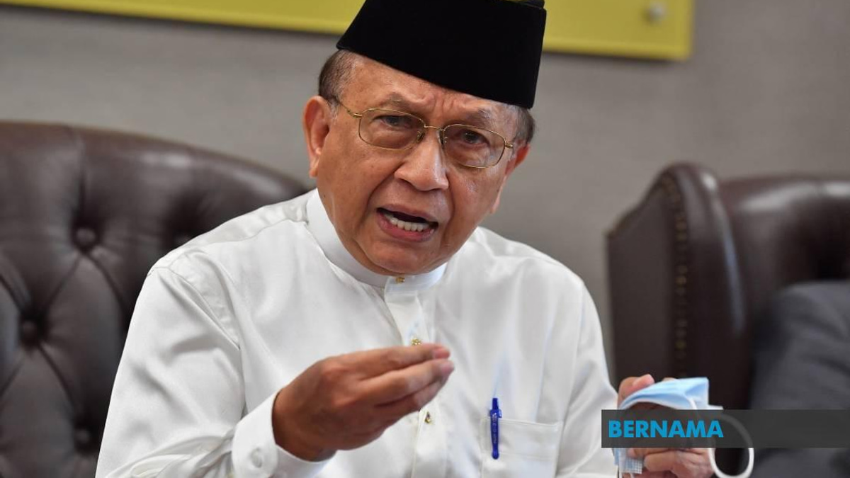 Negeri Sembilan Palace Revokes State Honours from Rais Yatim