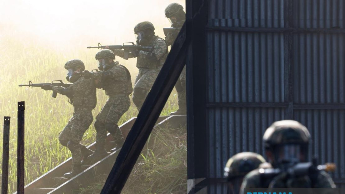 Malaysia to Boost Defence Budget in 2027, PM Anwar Confirms