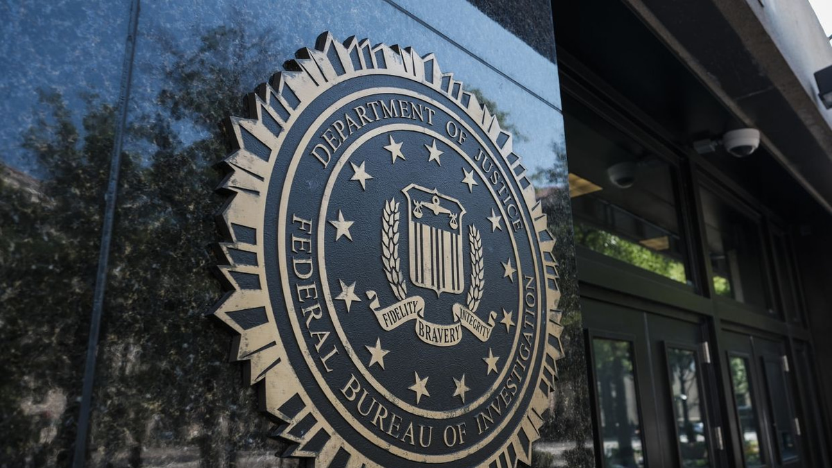 FBI Supervisor Arrested After Confessing to Cryptocurrency Theft
