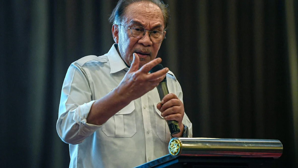 Federal Government Shoulders Nearly RM1 Billion Annual Debt Burden from Felda, PM Reveals