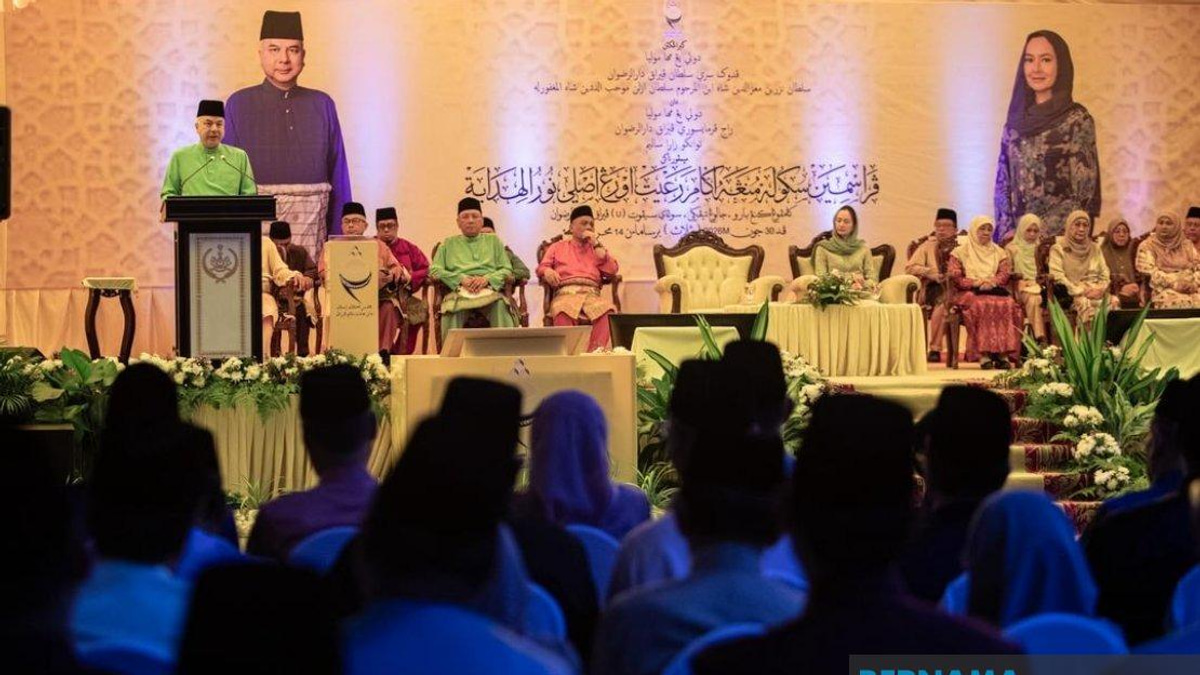 Sultan Nazrin Opens First Orang Asli Islamic School, Emphasises Education as Pathway to Community Empowerment
