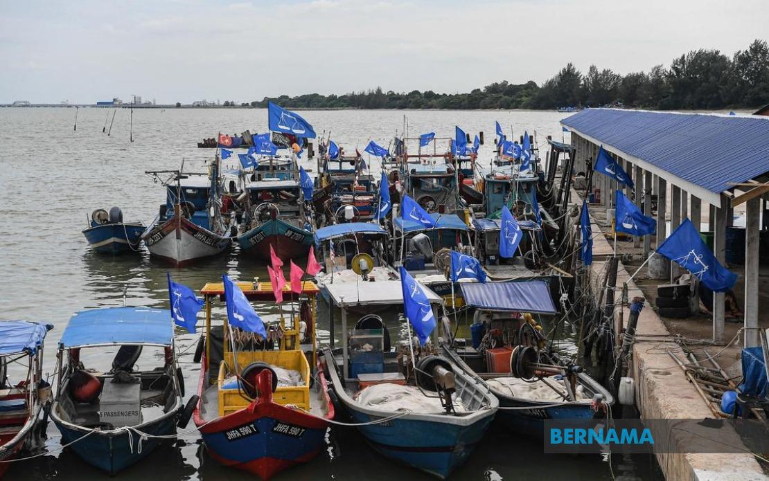 Sungai Rengit's Traders and Fishermen Seek Swift Action on Long-Standing Infrastructure Crisis