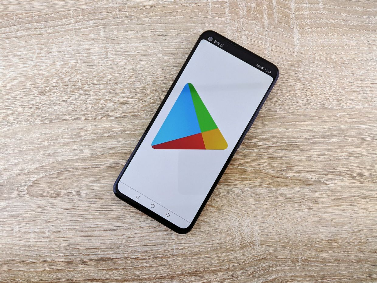 UK Regulator Pushes Apple and Google to Lower App Store Barriers for Developers
