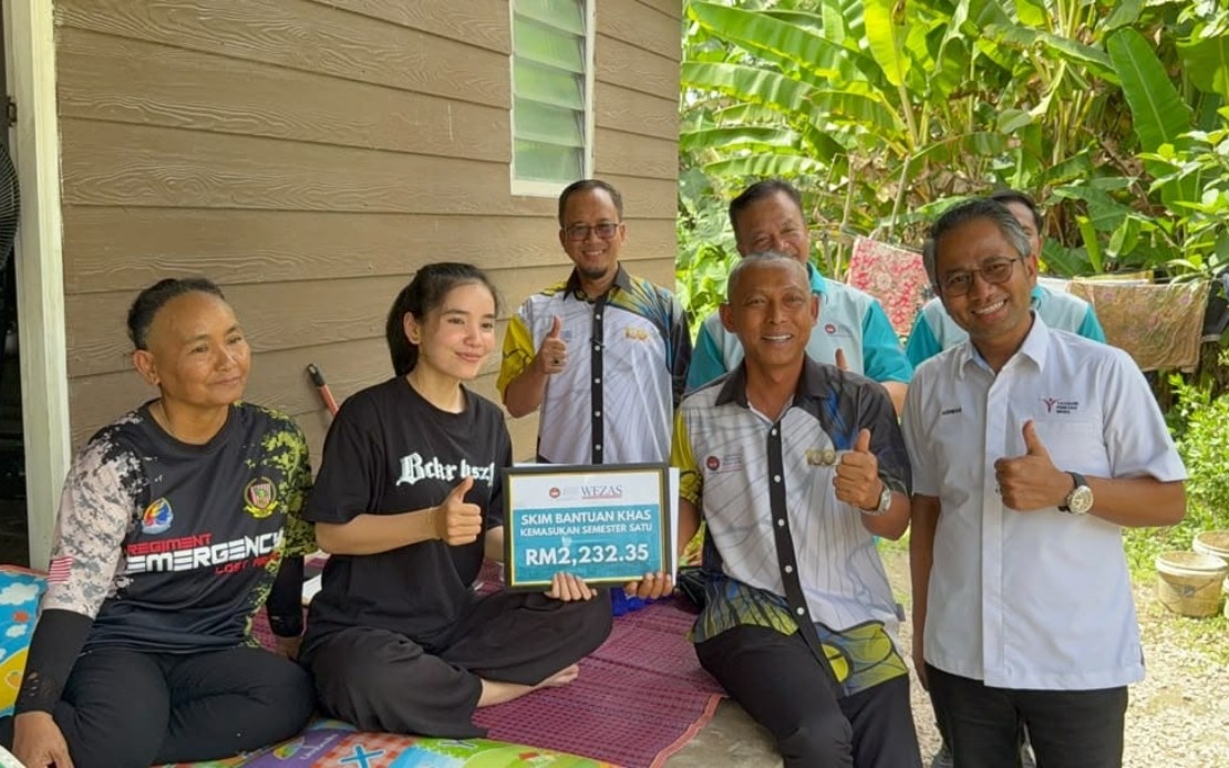 UPSI Fulfils Scholar's Dream with Financial Aid Package for Three Students