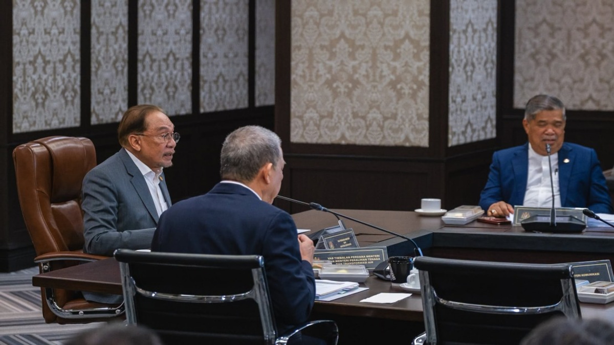 Malaysia Pushes Thailand On Shrimp Trade Barriers And Livestock Market Access