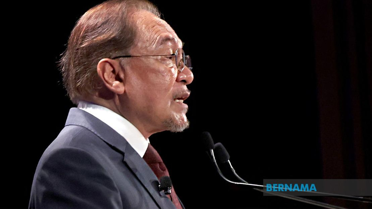 PM Anwar's Busy Day in Ashgabat: Bilateral Talks and Economic Ties with Turkmenistan