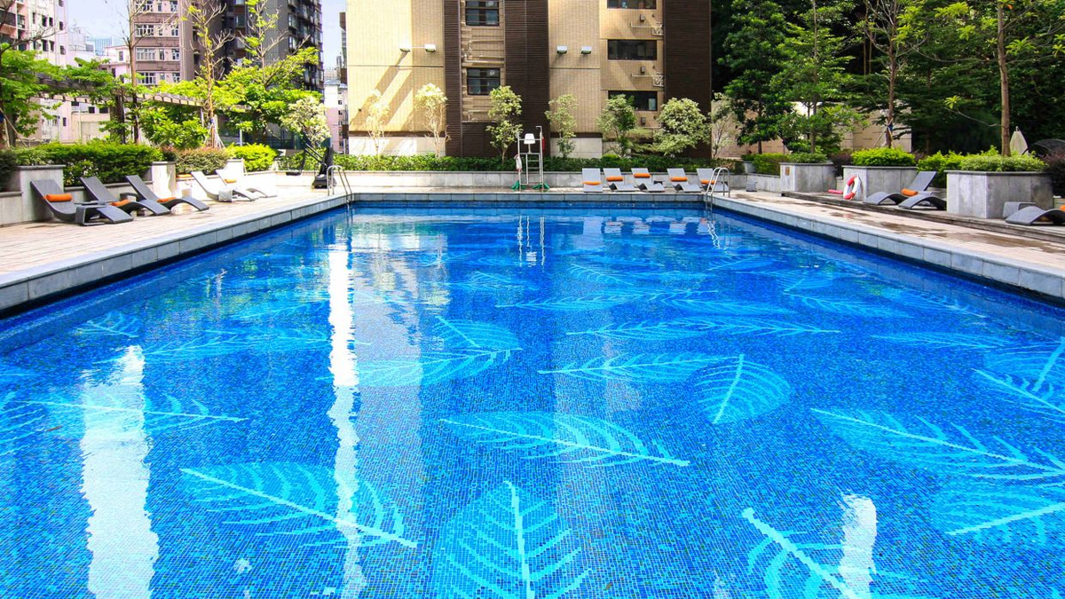 Hong Kong Pool Shut Down After Lifeguard Credential Fraud Discovered