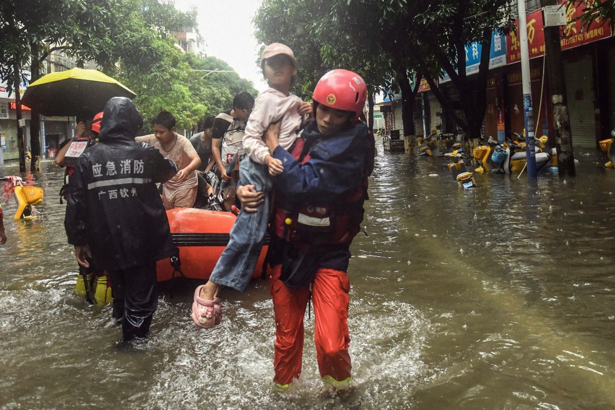 China's Summer Disaster Toll Mounts: Typhoon, Storms and Landslide Kill Dozens