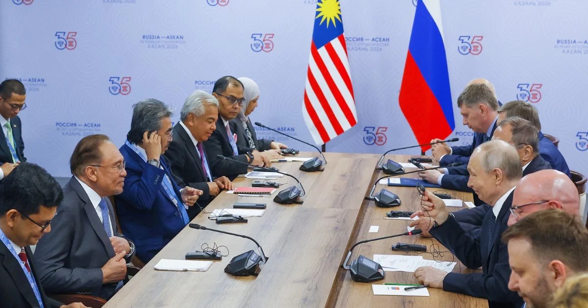 Anwar Acknowledges Putin's Support for Malaysia-Russia Energy Partnership