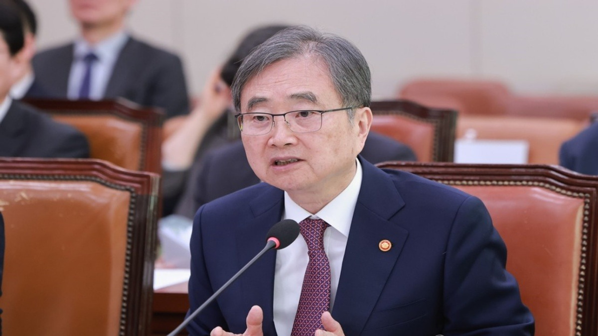 South Korea's FM blindsided by Trump's military drill cuts announced on social media
