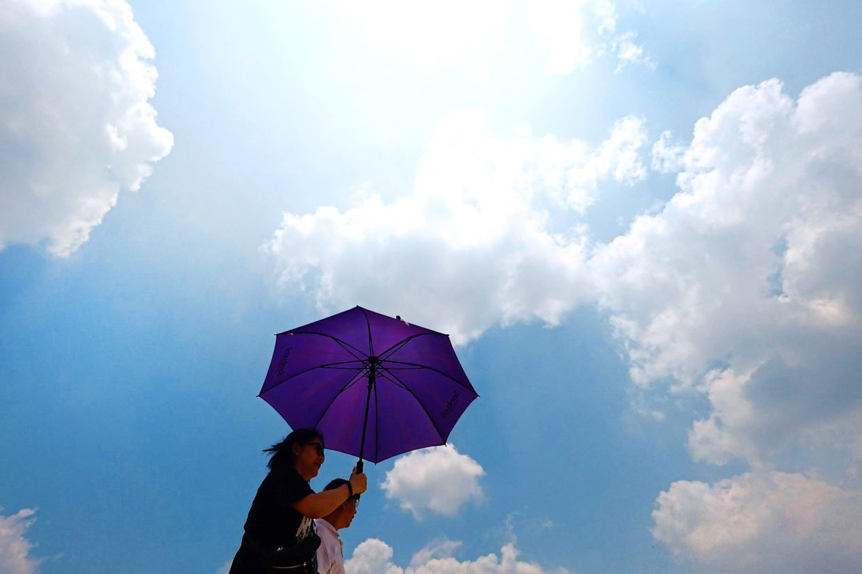 Can Human Bodies Truly Adapt to Increasingly Severe Heatwaves?