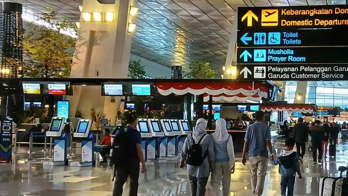 Malaysian Pilot Held for Attempting to Smuggle 70,000 Ecstasy Pills into Indonesia