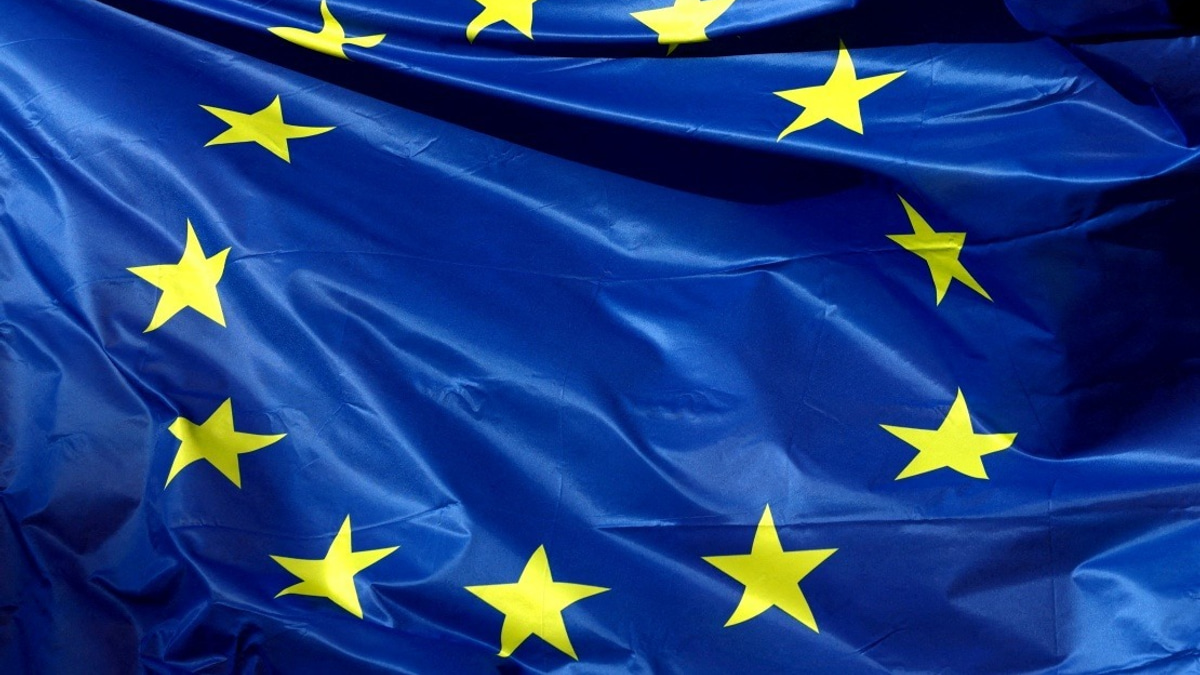 Trump Vows Tariffs on EU Over Tech Company Fines