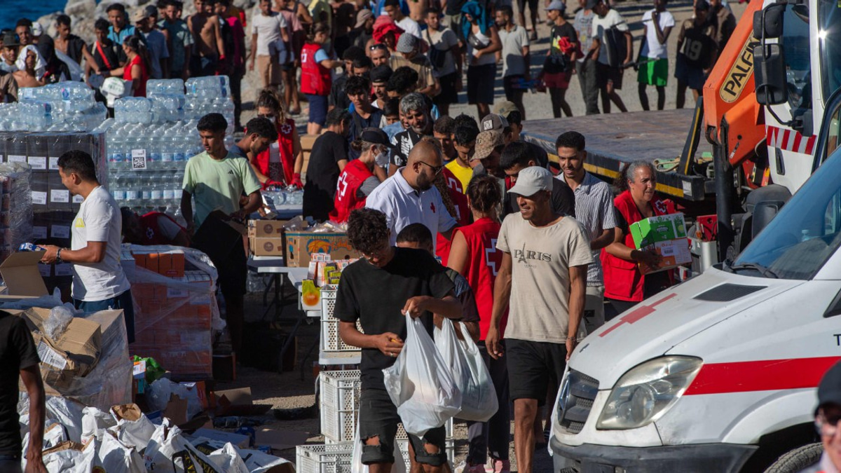 Spain's PM Points to Russia and Israel in Disinformation Campaign Over Ceuta Migration Crisis