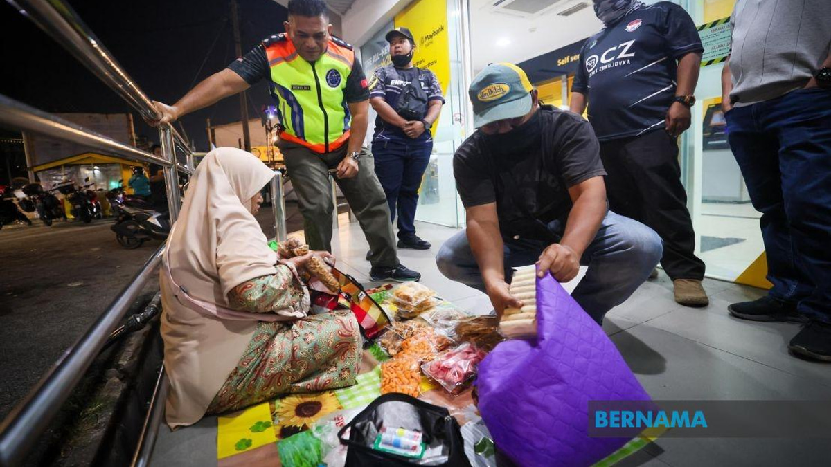 Three Thai Women Detained in Kota Bharu Over Sympathy-Selling Scam at ATM Sites