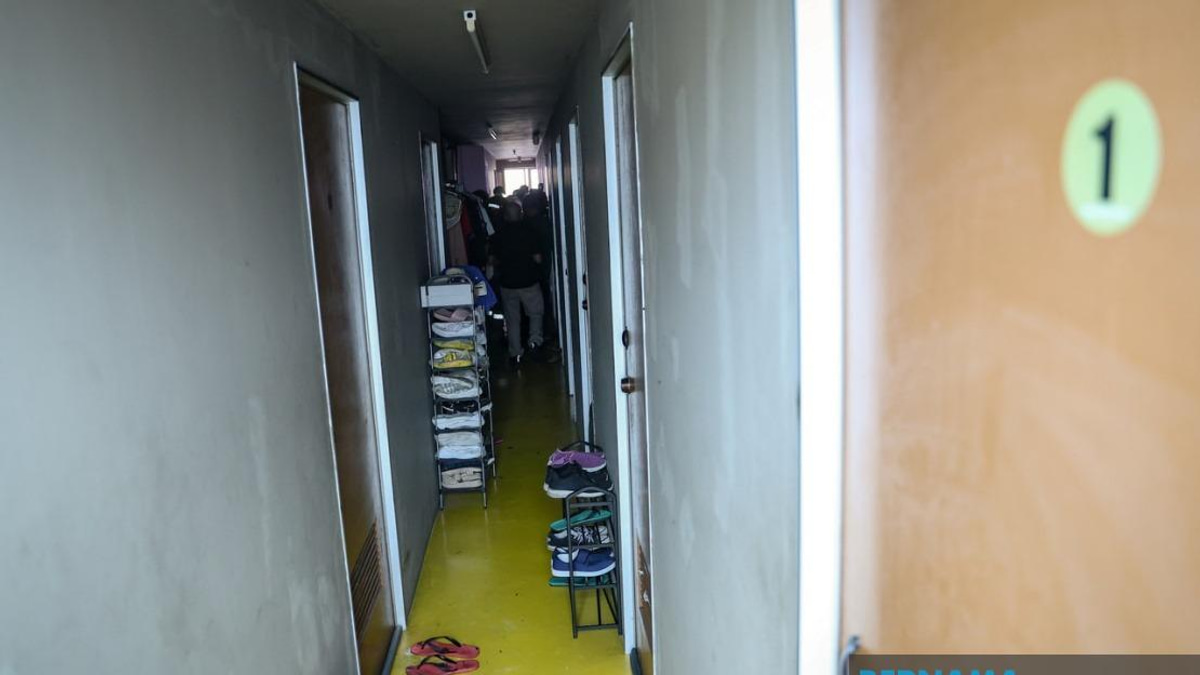 Fire Safety Crackdown Targets Overcrowded Bird's Nest Rentals in Johor Bahru