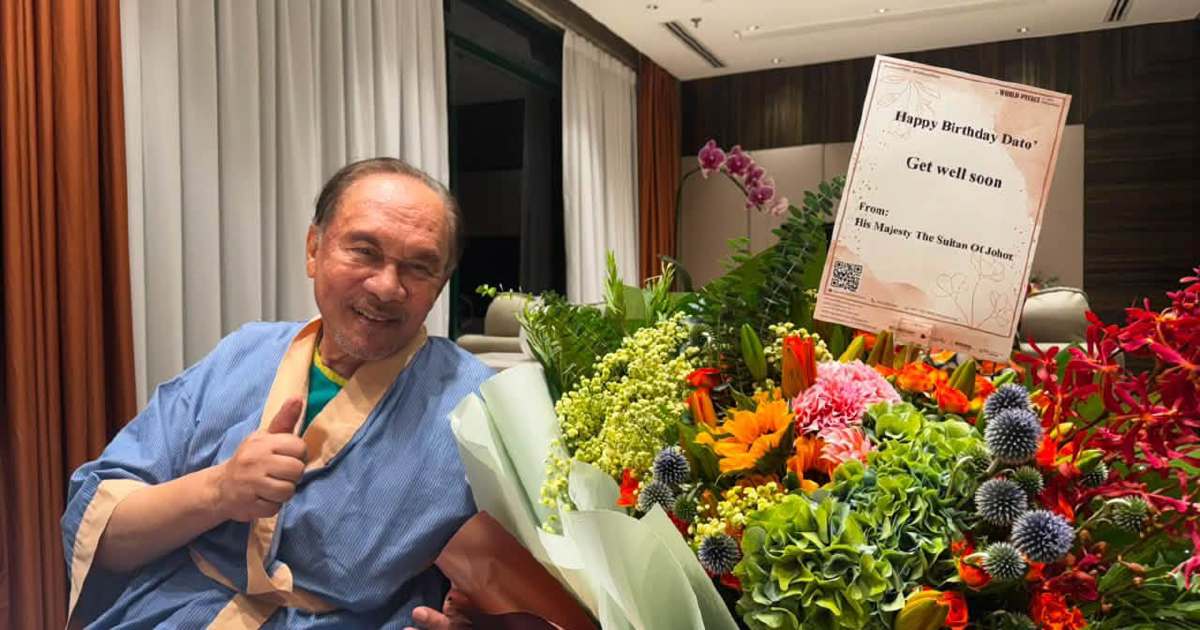 PM Anwar Expresses Gratitude to King and Queen for Birthday Wishes and Recovery Prayers