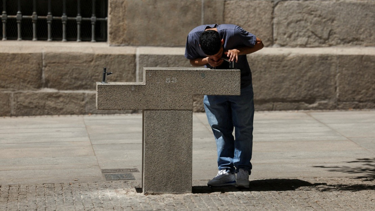 Spain Reels From Extreme Heat Wave That Claimed Over 1,000 Lives In June