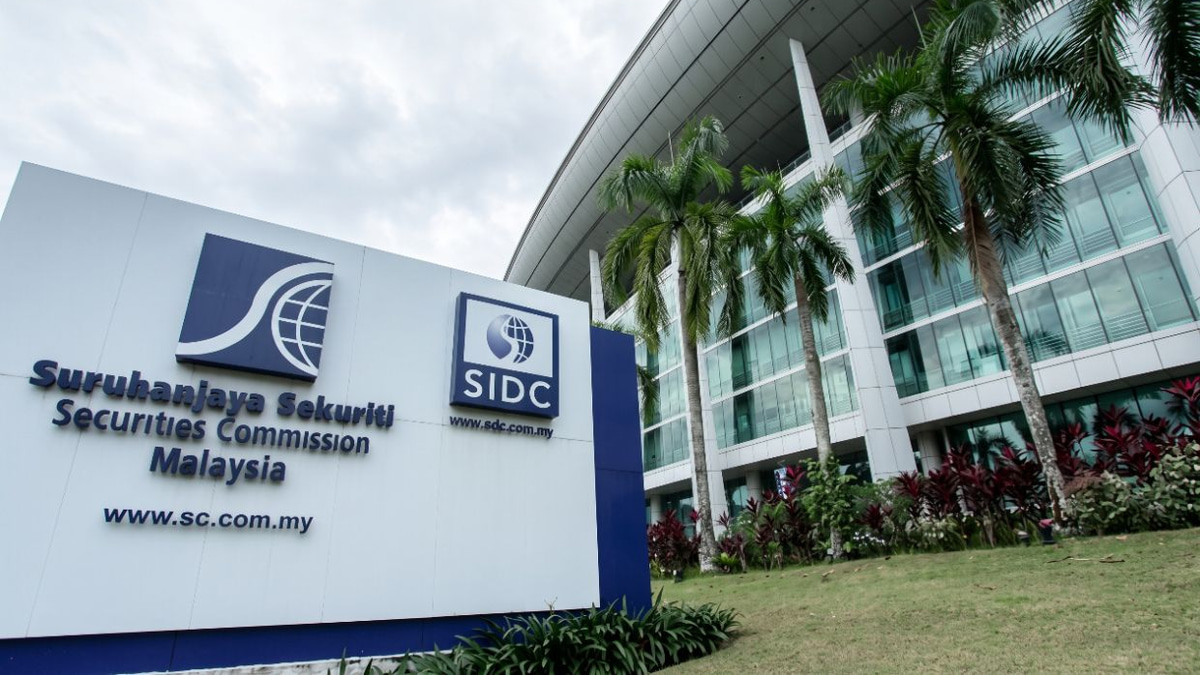 Former Bank Analyst Jailed Three Years for Unlicensed Securities Trading