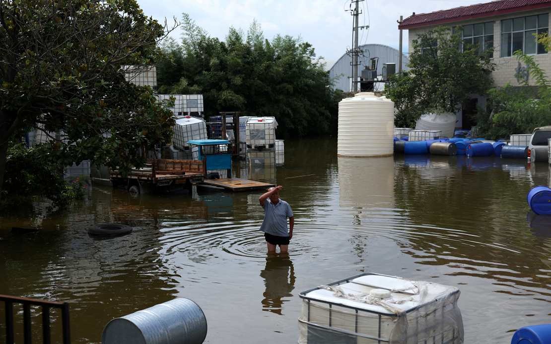 China Deploys Major Rescue Operation After Levee Collapse in Typhoon-Hit Henan