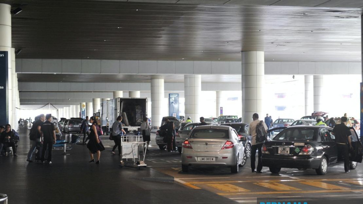 JPJ Ramps Up KLIA Operations To Combat Illegal Airport Touts