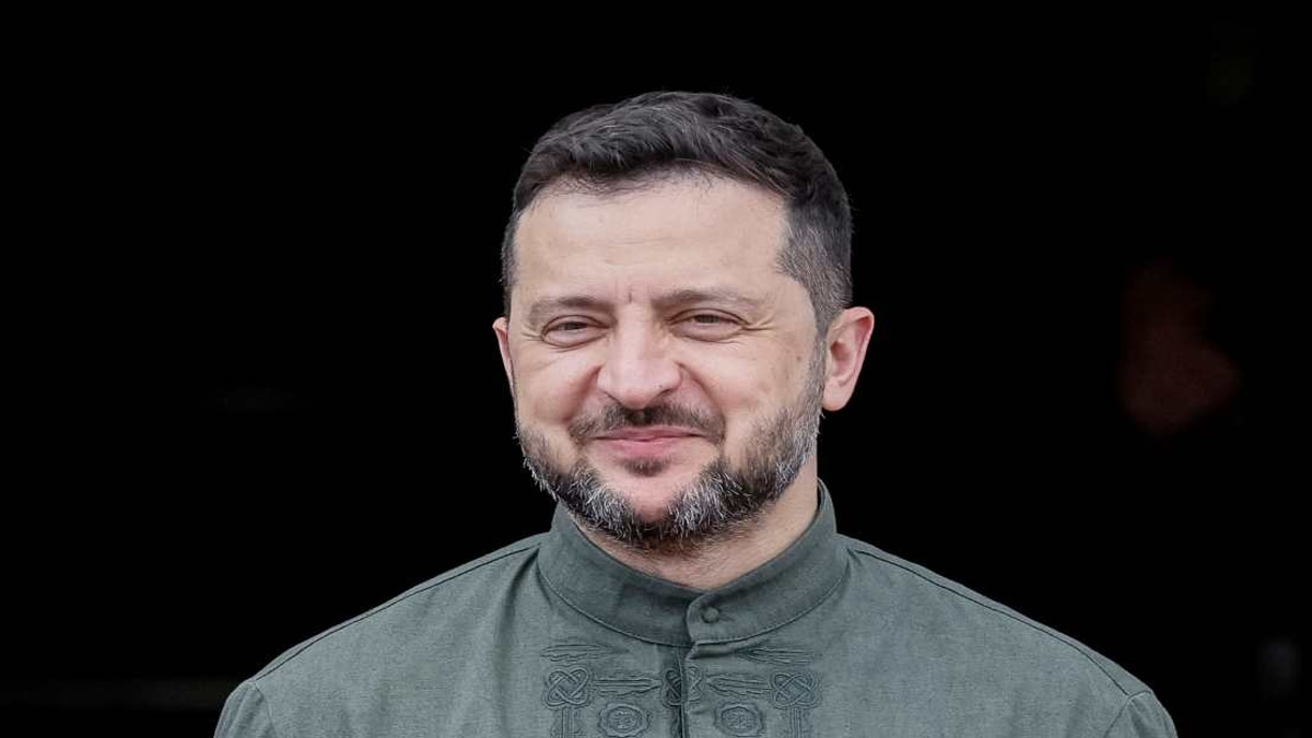 Zelensky Enacts Contested Memorial Law Despite Polish Outcry Over UPA Figures