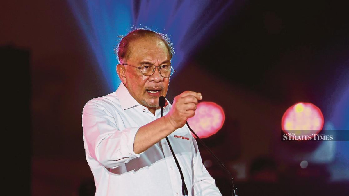 Anwar Calls on Negri Sembilan Voters to Back Coalition for Uninterrupted Development Progress