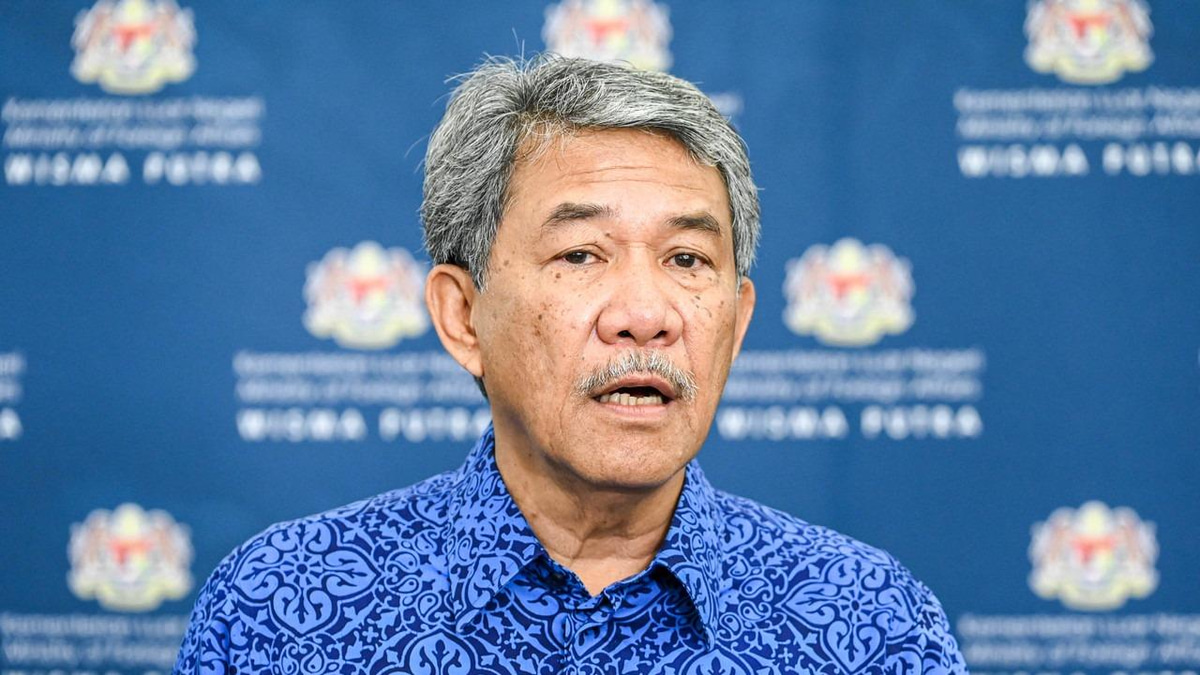 ASEAN Must Guard Its Independence as Global Order Fractures, Says Mohamad