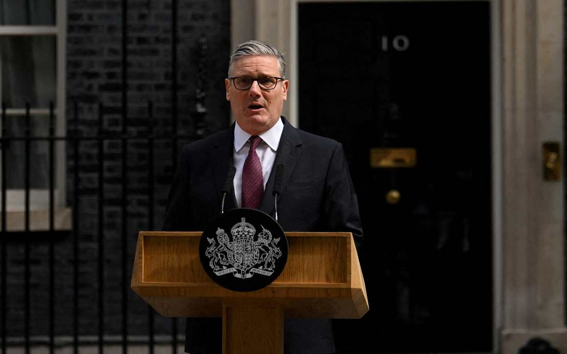 UK's Starmer to Step Down as Labour Leader, Successor in Place by September