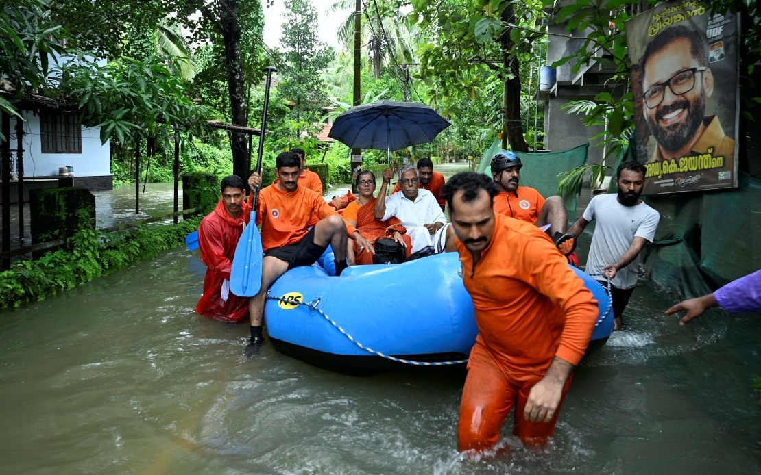 Kerala Monsoon Crisis Deepens: Death Toll Reaches 26 as Displaced Families Swell to 27,000