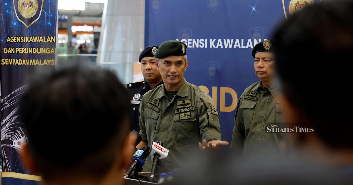 Baggage Screening at Malaysia Airlines Not Under MCBA, Clarifies Shuhaily
