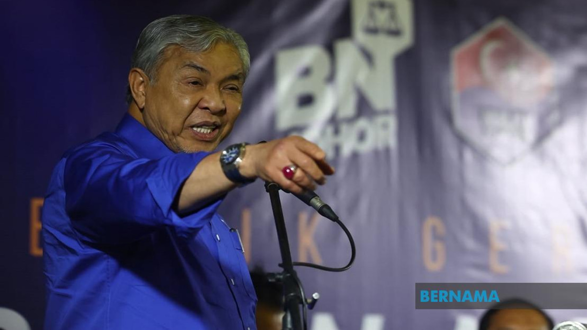 Malaysia to Review E-Invoice System and Foreign Worker EPF Contributions Amid Economic Pressures