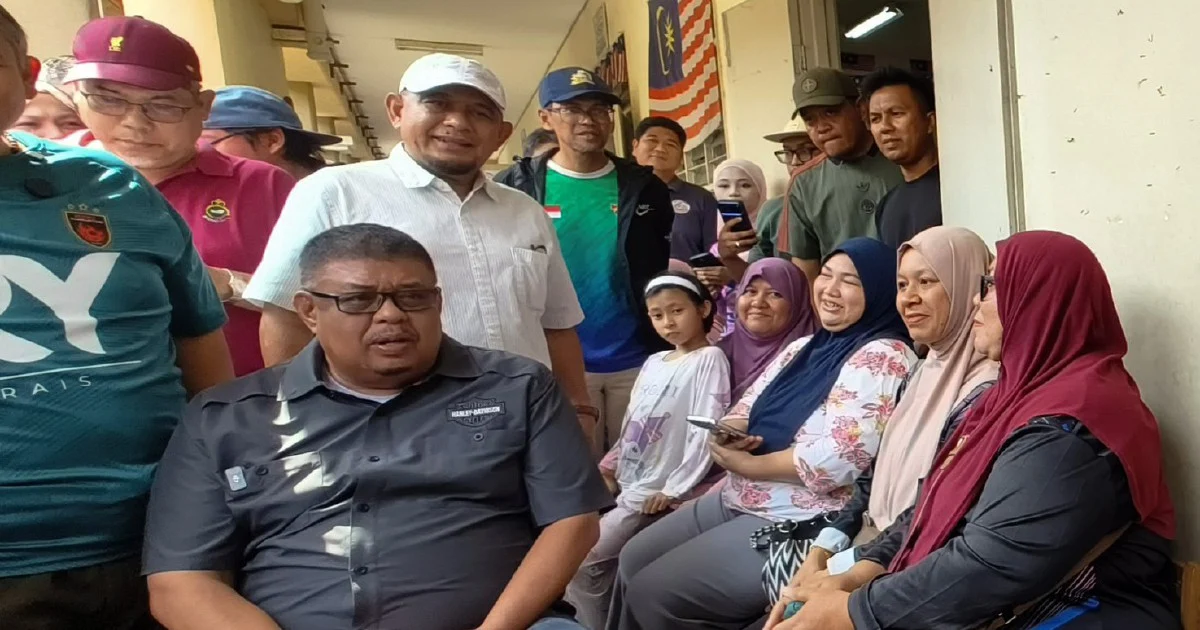 Melaka Chief Minister Urges Voters to Focus on BN's Development Record Over Divisive Politics