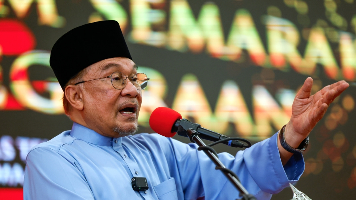 PM Anwar Defends Record Against Unfounded Allegations During Negeri Sembilan Campaign Trail