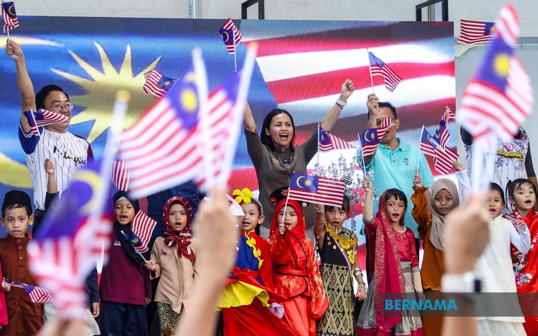 Teo Nie Ching Rejects Gang-Related Allegations as Coordinated Disinformation Campaign