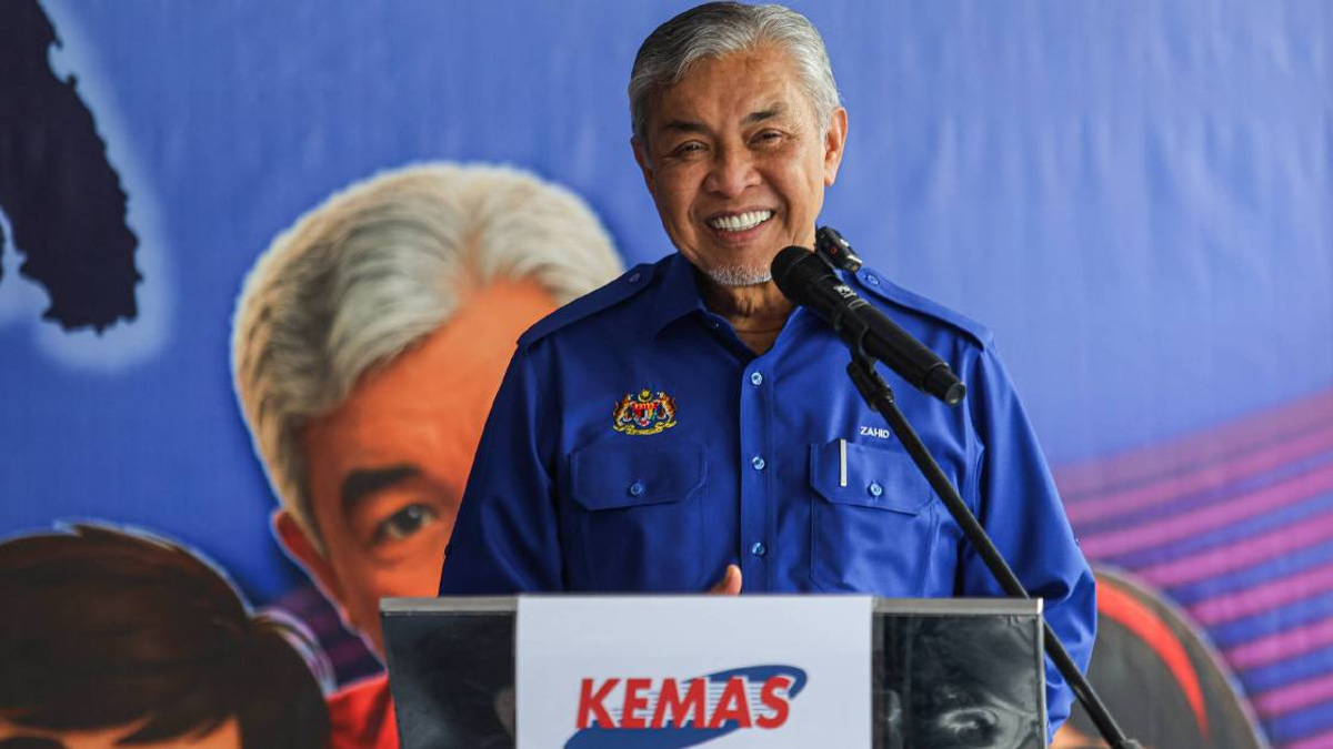 Zahid Signals Strong BN-PH Alliance Despite Johor Campaign Heat