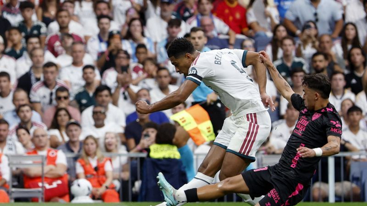 Real Madrid maintains perfect LaLiga start with dominant 4-0 demolition of Malaga