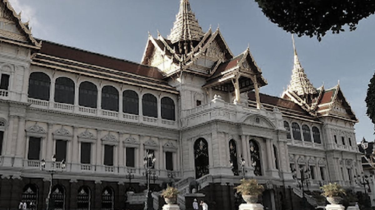 Thai man sentenced to 18 months for Facebook comment on monarchy