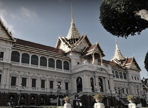 Thai man sentenced to 18 months for Facebook comment on monarchy